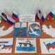 Выставка рисунков получателей социальных услуг, посвященная Дню воссоединения Крыма с Россией.